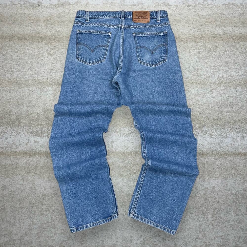 Vintage 90s Levis Jeans 505 36x33 Straight Fit Medium Wash 100% Cotton